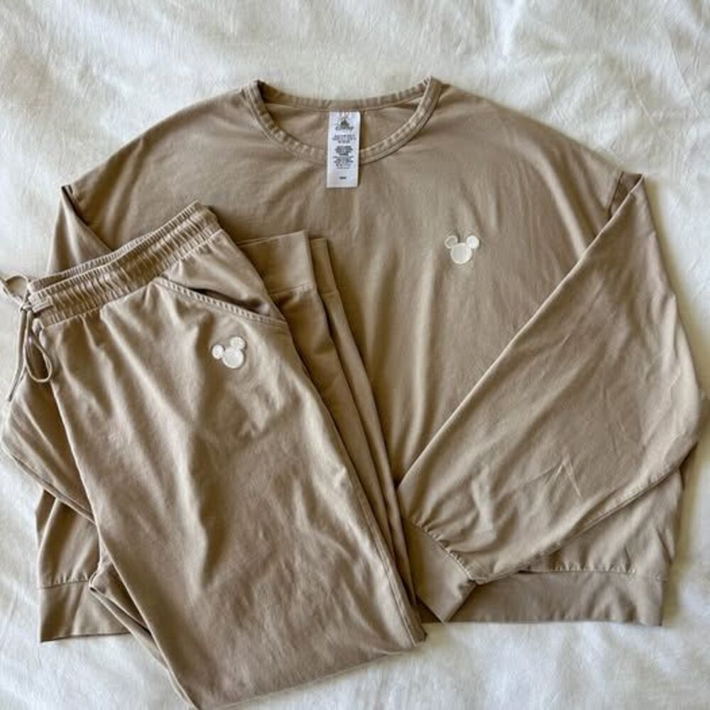 Disney Mickey Mouse Icon Lounge Set Tan Top 1X Pants L